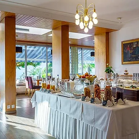 Hotel Seeburg - Adults Only Bonigen